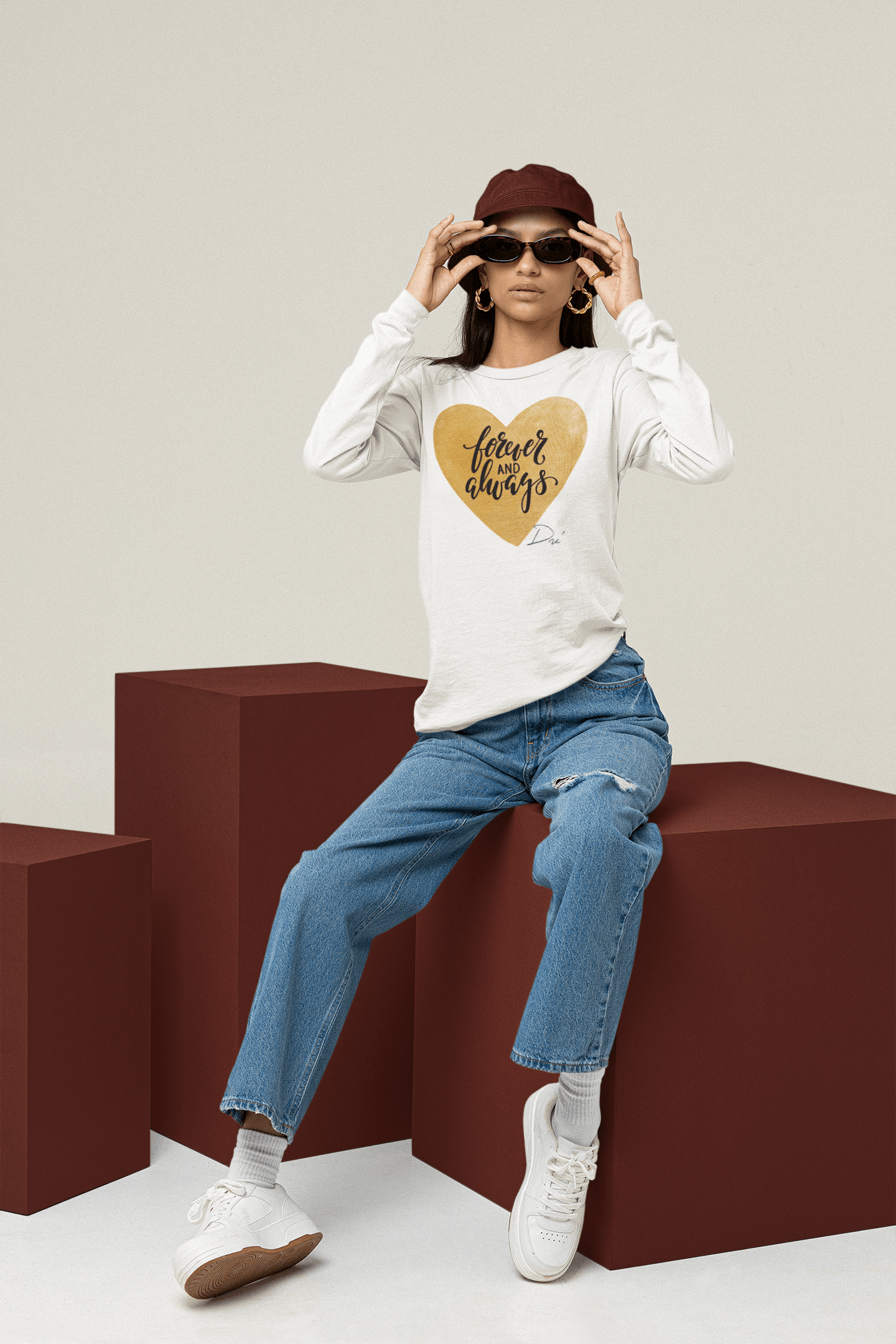 Gold Heart- LOVE heart Long Sleeve T-Shirt - Duffle Bag Apparel